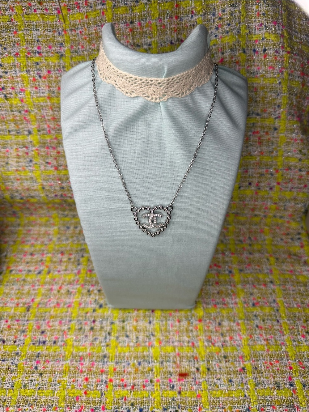 A great Silver Heart Pendant Necklace - Elegant Womenβs Jewelry